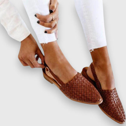 Majken™ – Flata Sandaler med Flätad Rem för Dam