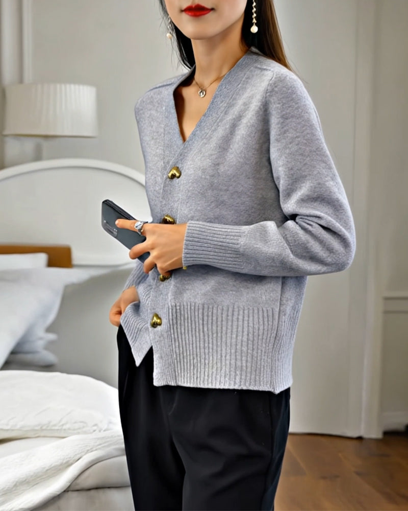 Elisa™ - Stickad Knappjacka