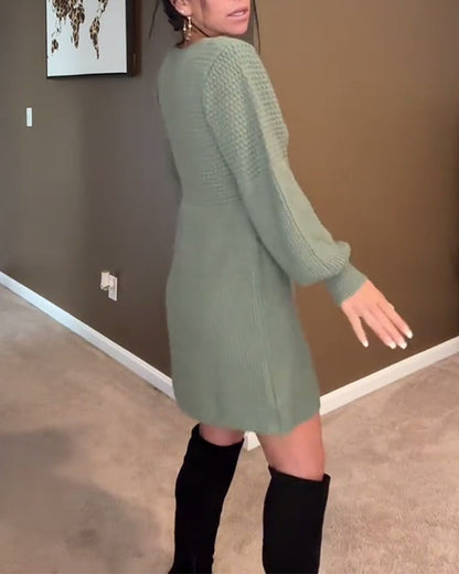 Emma™ - V-ringad Stickad Klänning