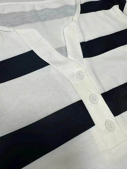 Lovisa™– Randig T-shirt med V-ringning för Dam