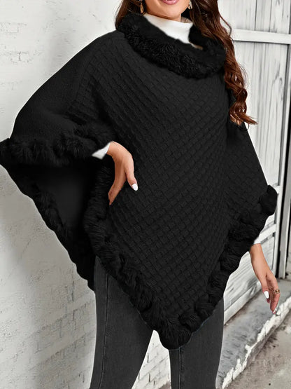 Pälskrage Våfflad Poncho | Tillsammans mot Bröstcancer