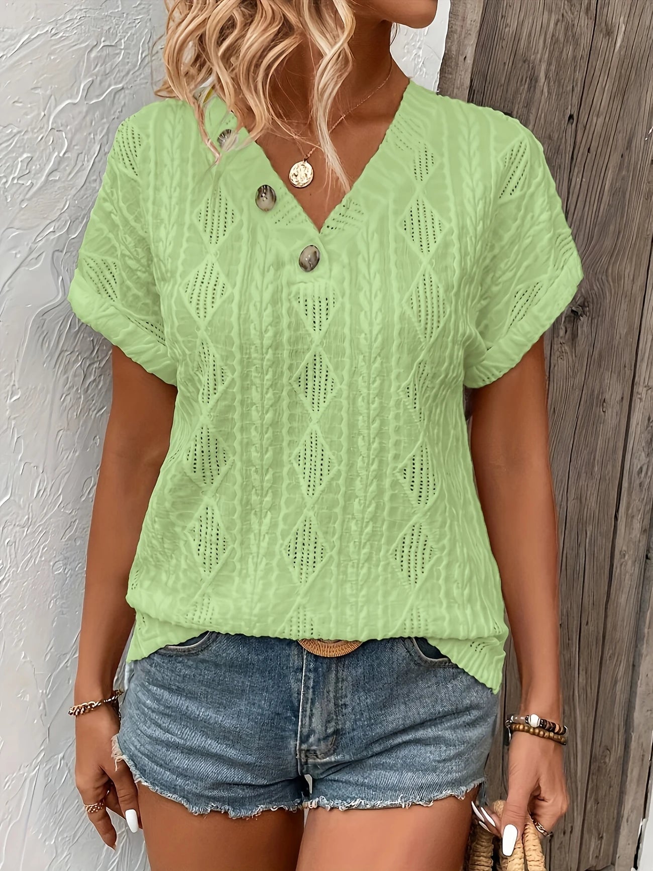 Bea™ – Knappad V-ringad Topp