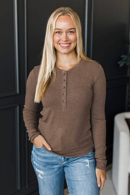 Nora™ - Långärmad Henley Topp