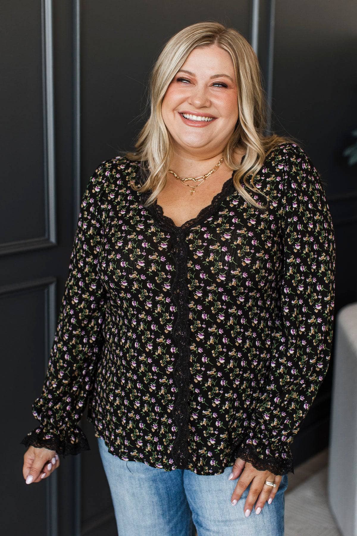 Clara™ - Självsäker Blommig Blus