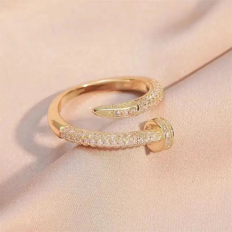 Nagelformad Ring | Tillsammans mot Bröstcancer