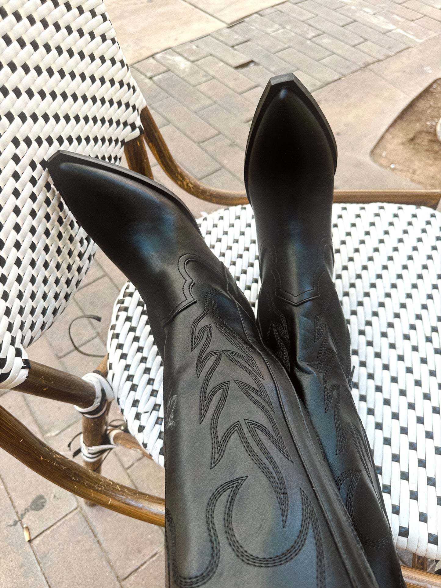 Sierra™ - Svarta Broderade Cowboyboots