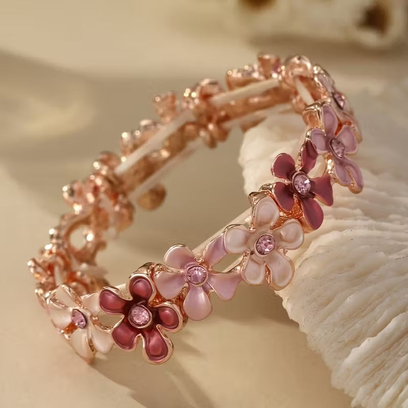 Elegant Blomsterarmband | Tillsammans mot bröstcancer