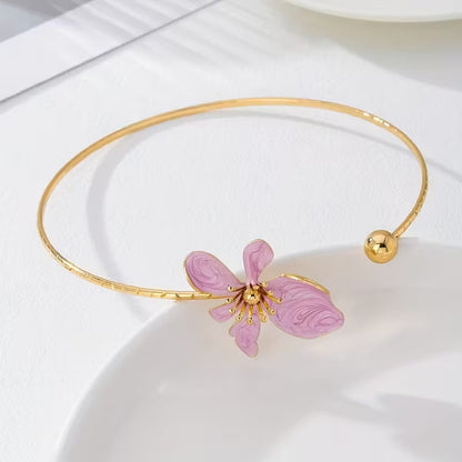 Statement Halsband med Blomsterdetaljer | Tillsammans mot bröstcancer