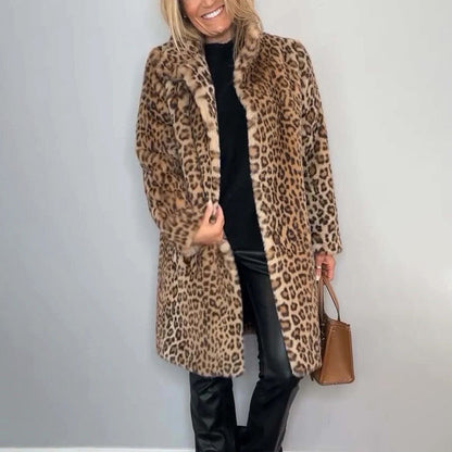 Aelira™ - Lång Leopardmönstrad Kappa